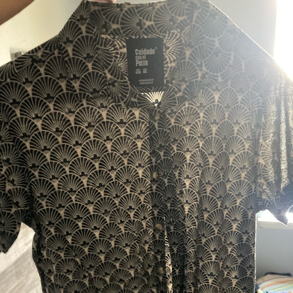 Xs shirt very classy